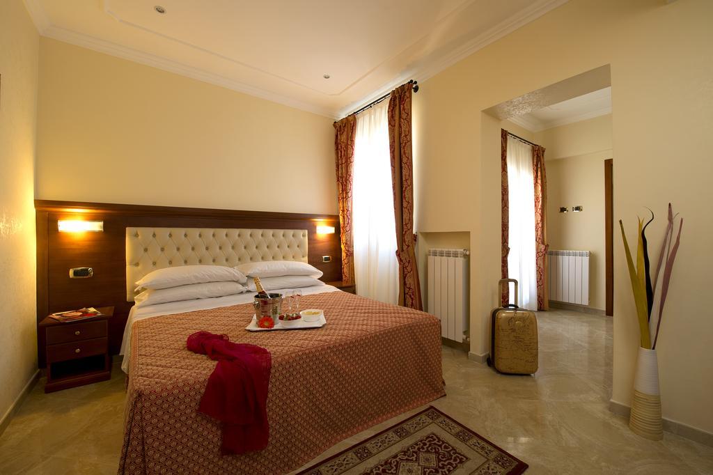 Hotell Esposizione